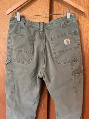 Men's Flannel-Lined Carhartts - Size 32/30